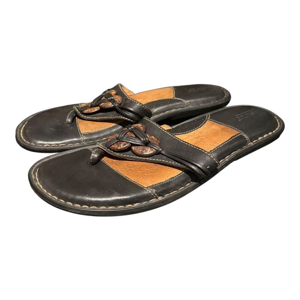 Born Leather Beaded Thong Flips Flops Sandals Flats Shoes Women’s Size 10 Black